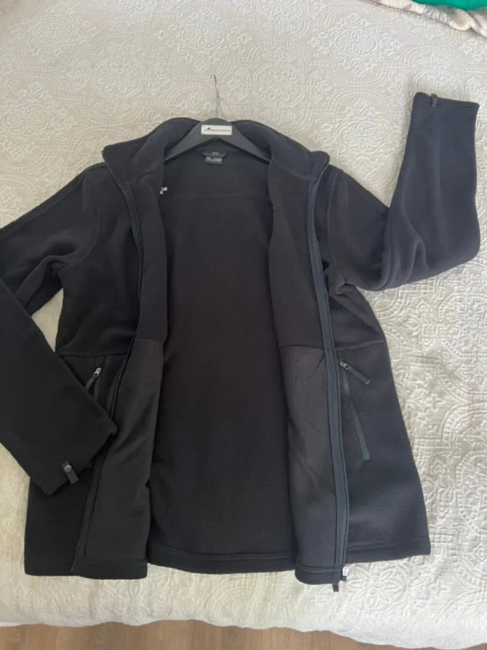 The North Face Men’s Woodland Green &Black Fleece Full-Zip Jacket